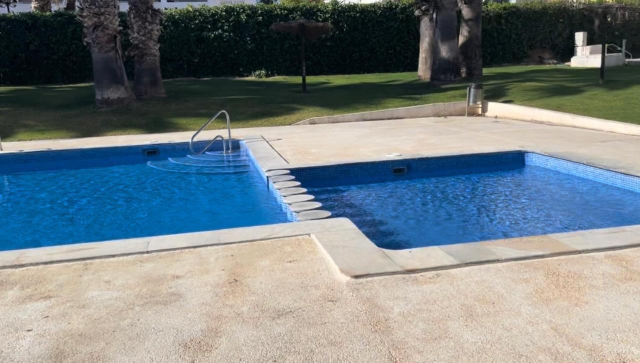 Villamartin-Golf Studio Apartment Dehesa de Campoamor  エクステリア 写真